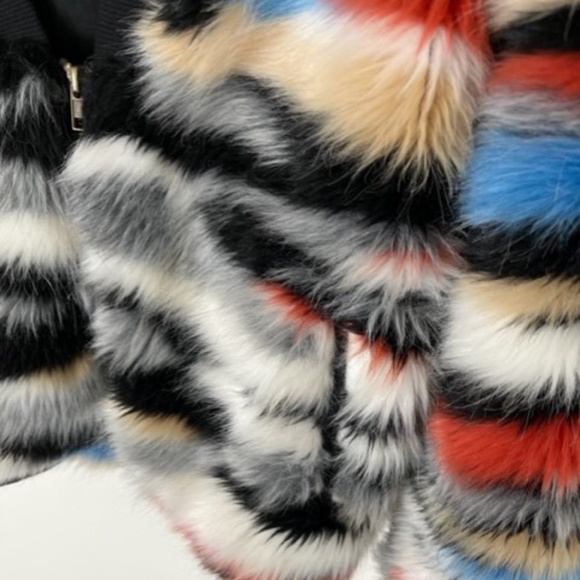 HONEY PUNCH FAUX FUR BOMBER JACKET -  Sz. S - Picture 6 of 8